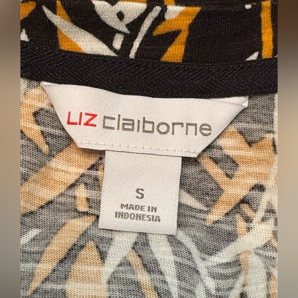 Liz Claiborne Brown Short Sleeve Fitted Blouse size Small NWT - Picture 6 of 13